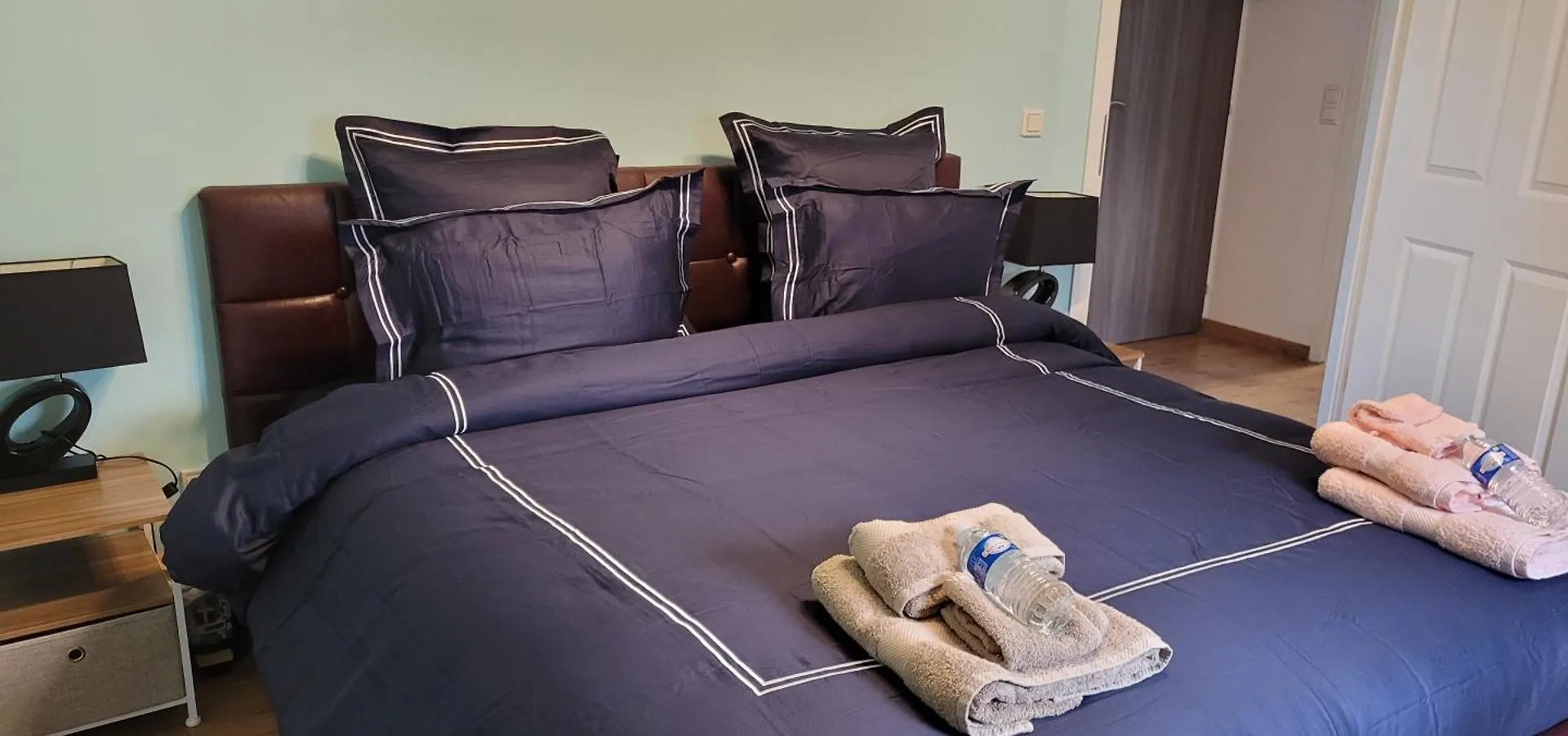 Cheri'S Aparts Luxemburgo Apartamento
